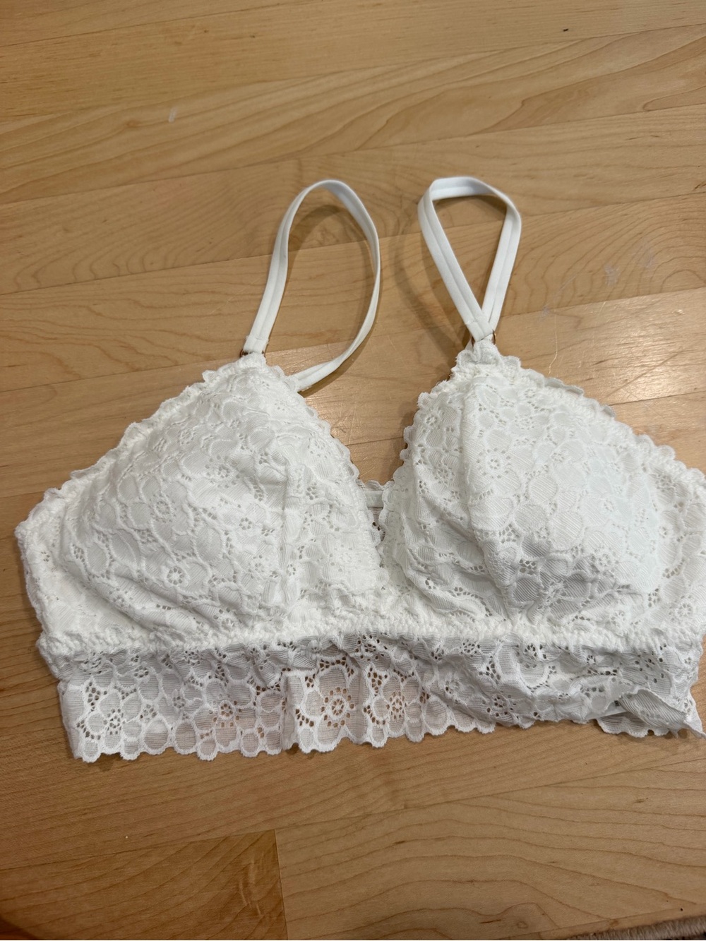 aerie White Lace Bralette with Scalloped Band